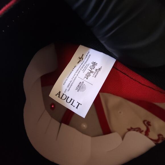 Wizarding World of Harry Potter Universal Studios Red Gryffindor Keeper Hat Cap - Picture 10 of 10